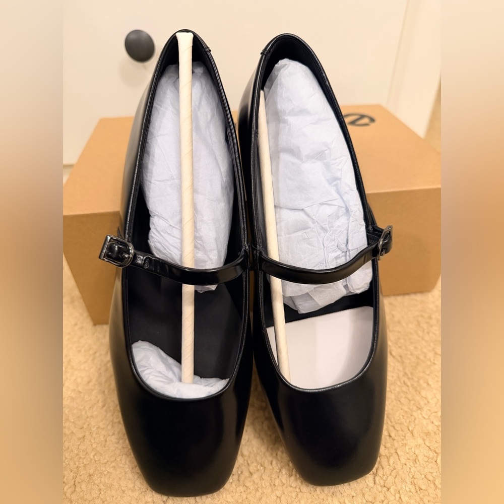 Ecco Black Leather Mary Jane Flats - Picture 7 of 12